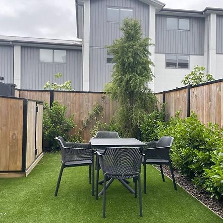 Parkside Retreat - 3 Beds -Sleeps 6 Near Westfield Villa Christchurch Exteriör bild