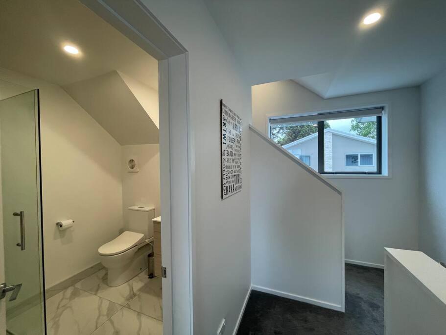 Parkside Retreat - 3 Beds -Sleeps 6 Near Westfield Villa Christchurch Exteriör bild